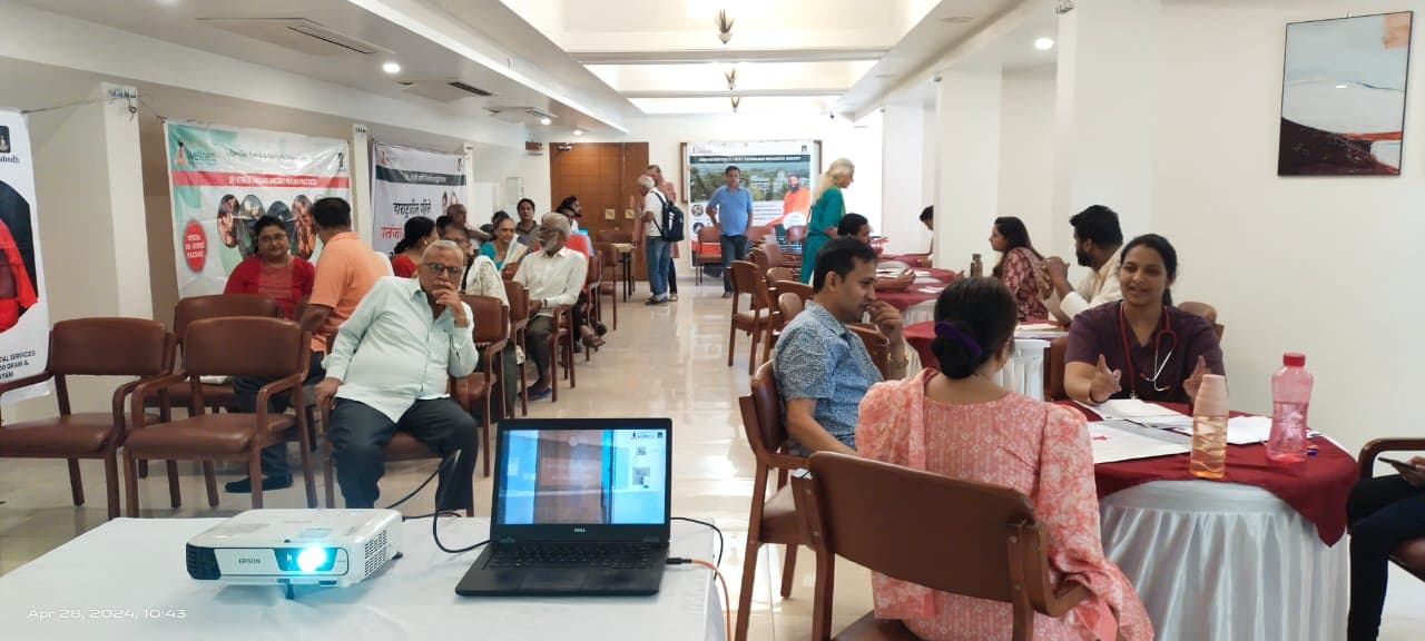 Ashish Plaza, FC Road