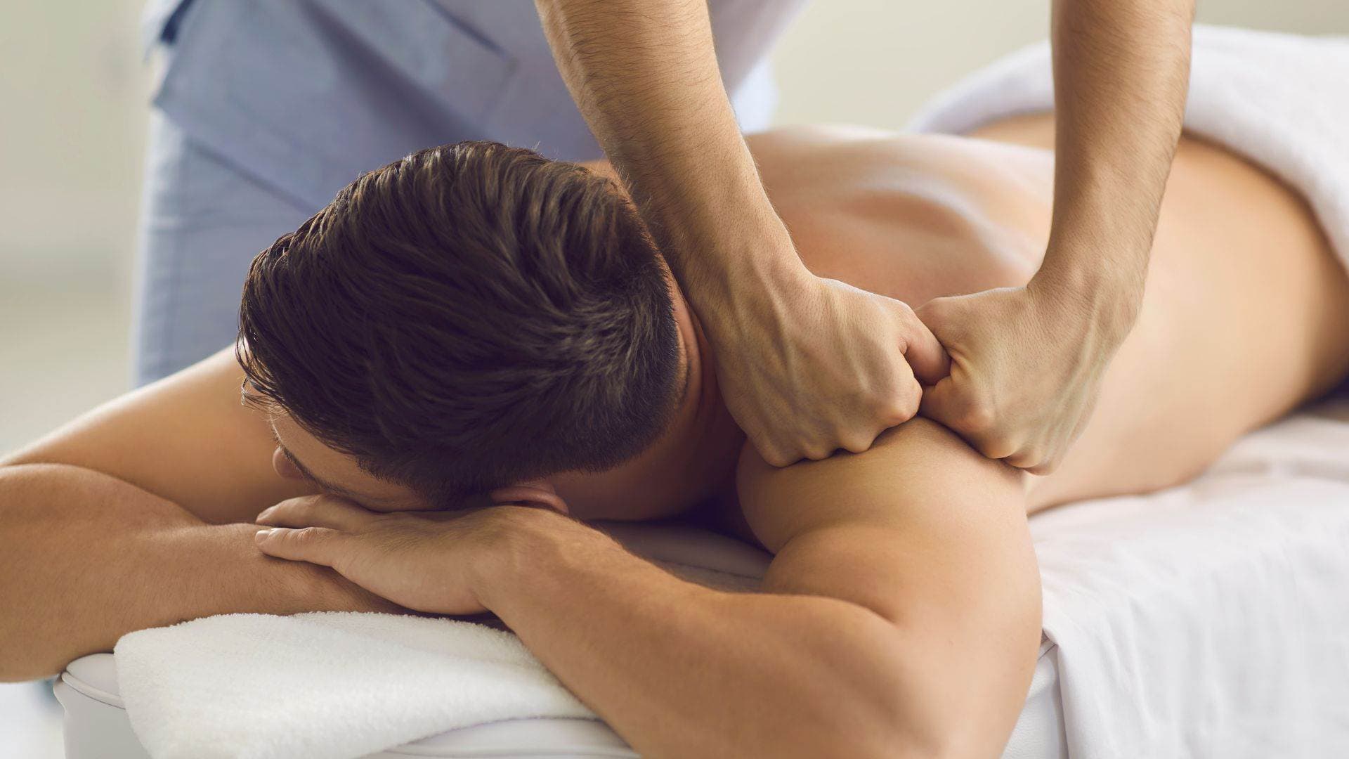 10 Surprising Health Benefits of Regular Full Body Massage Therapies